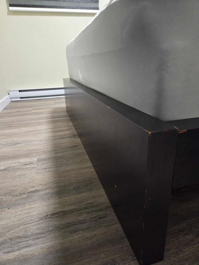 EQ3 Bed Frame - Solid Wood - photo 3