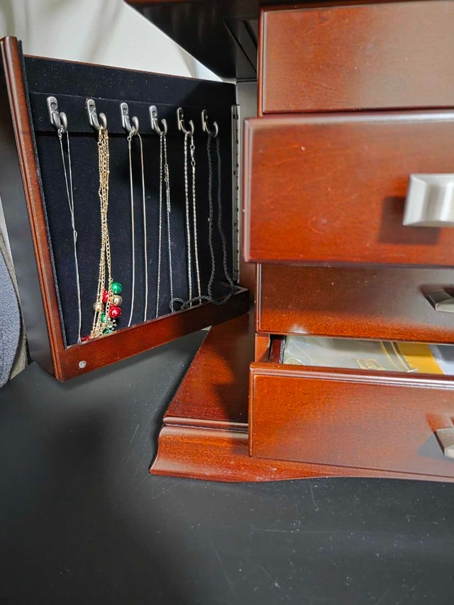 Jewelry Box - photo 3