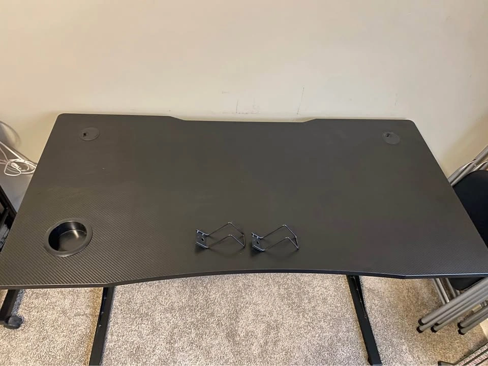 Gaming desk - photo 2