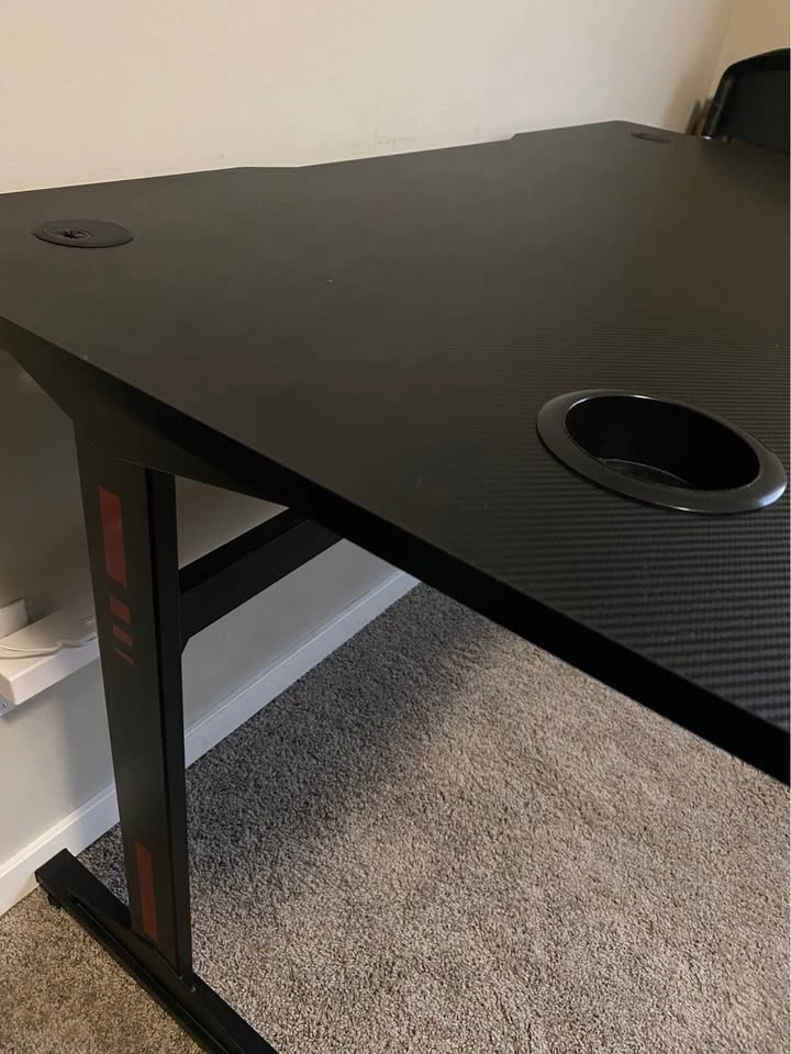 Gaming desk - photo 3