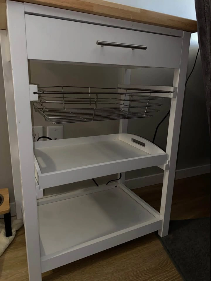 Kitchen Hutch - photo 2