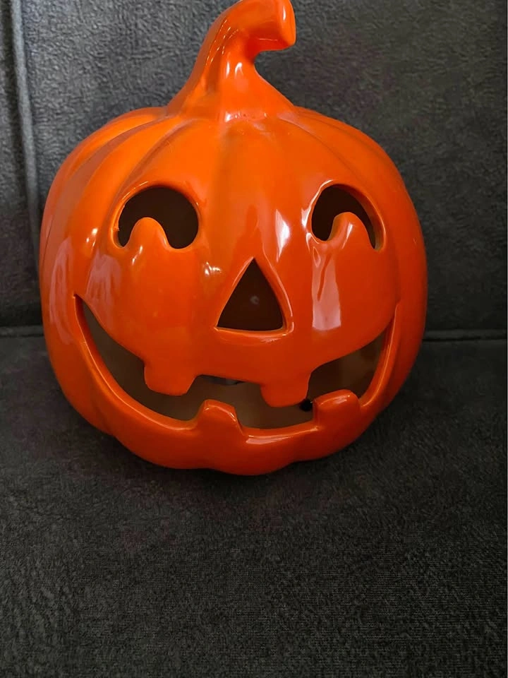 Ceramic Light-up Jack-o'-lantern
