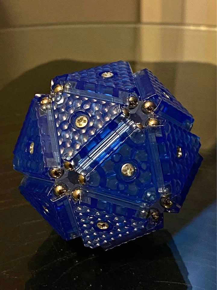 Speks Geode Magnetic Fidget Sphere