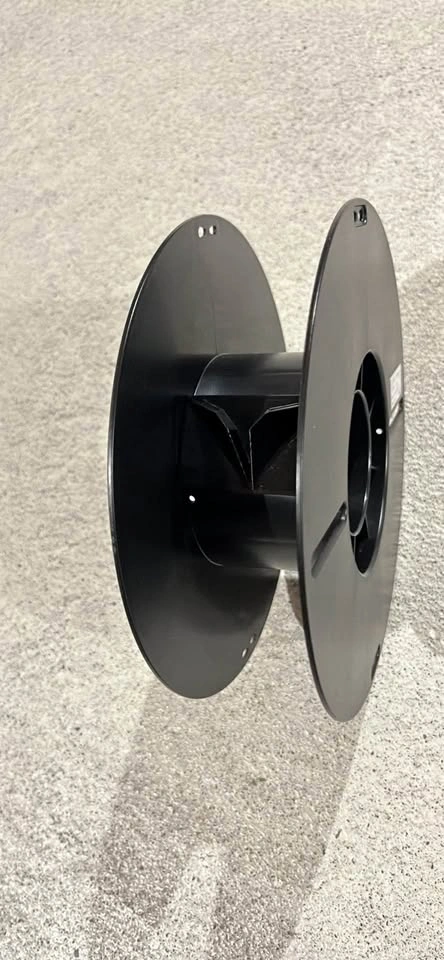 Long cable/Christmas lights storage roller