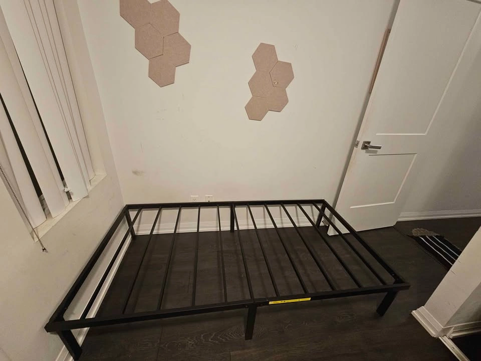 Twin Metal Platform Bed Frame - photo 2