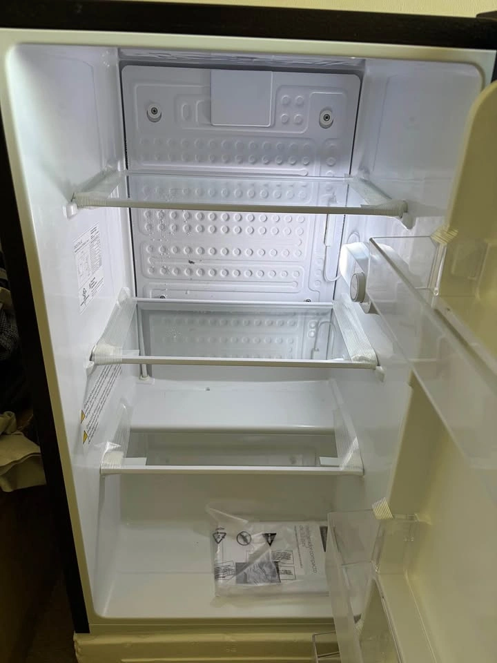 Black Mini Fridge – 3.3 cu. ft. – Like New - photo 2