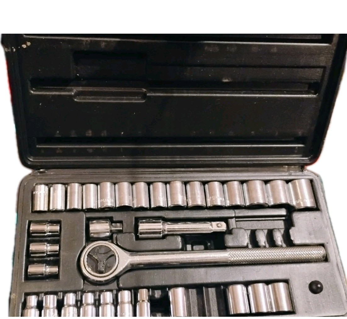 31 Piece Socket Wrench Multi-tool Set - Unbranded