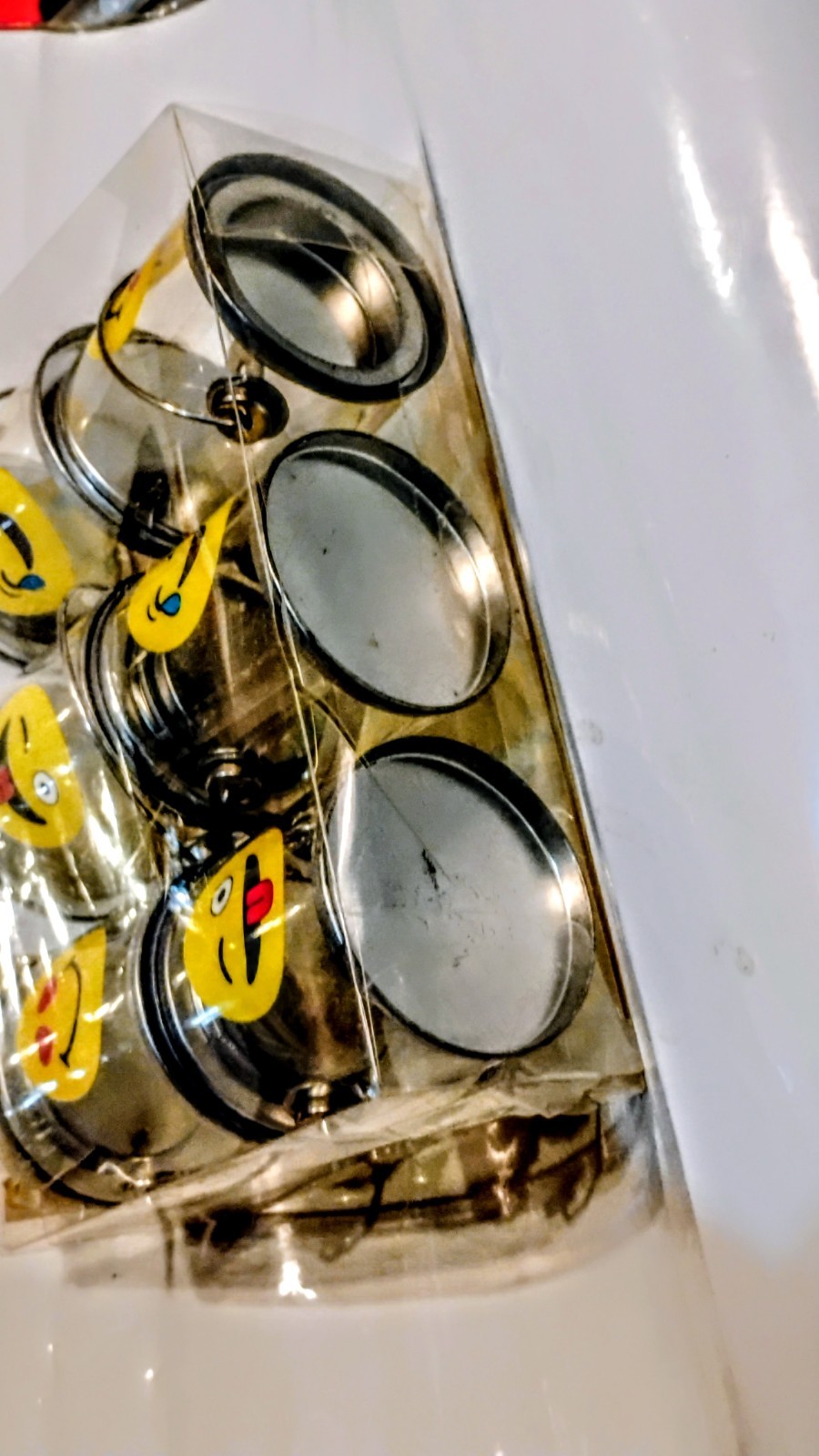 12 Emoji Plastic Pails 😜 2 Packs 🥳 Party Ware - photo 3
