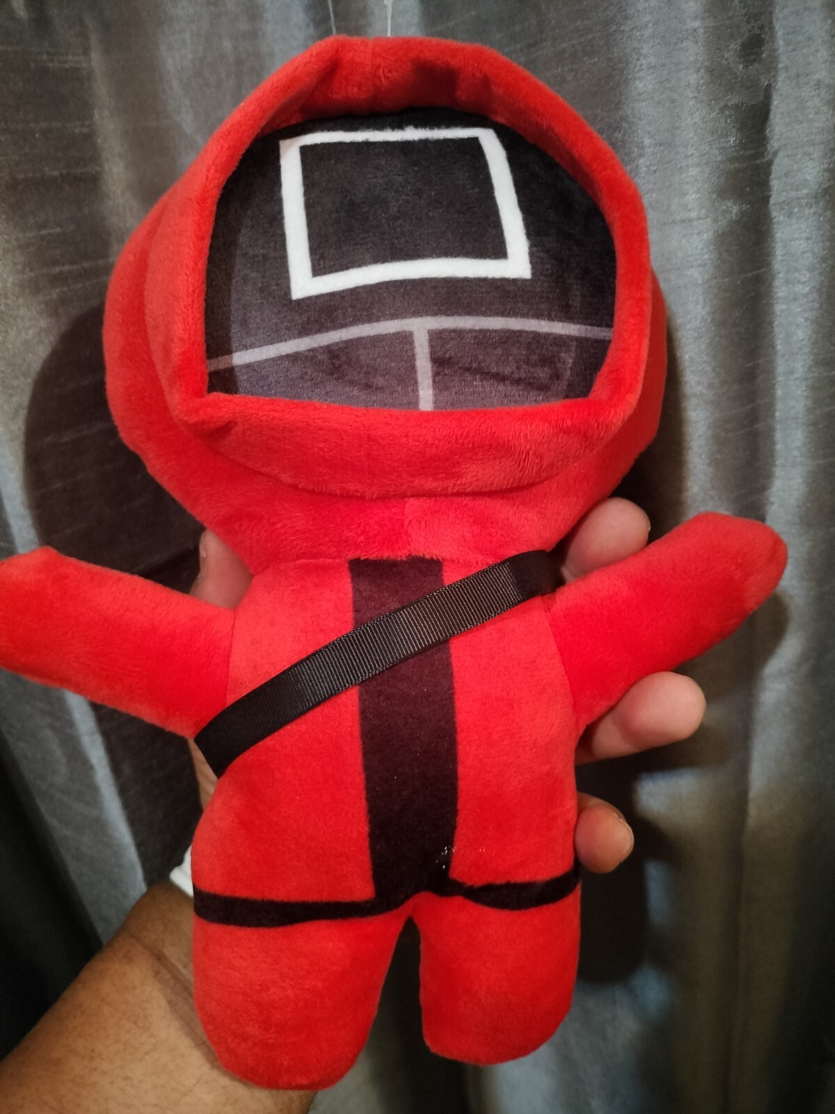 9 Red Plushie Squid Game Ninja Toys Bundle + Arcade Poster - photo 2