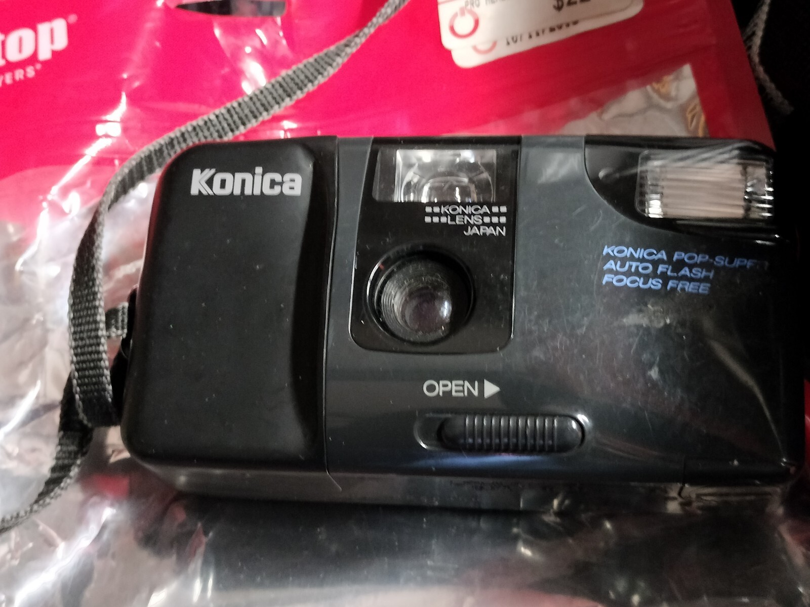 Vintage Argus Seventy-five Camera + Konica Superpop - photo 3