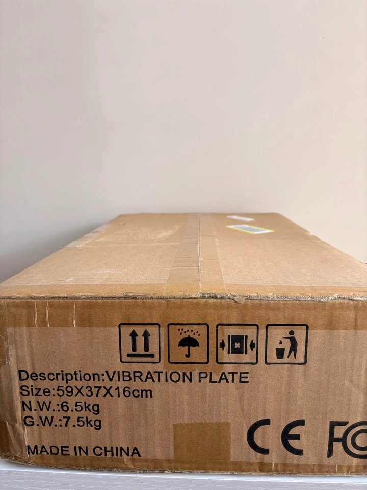 TAEVO Vibration Plate Exercise Machine – Brand New - photo 3