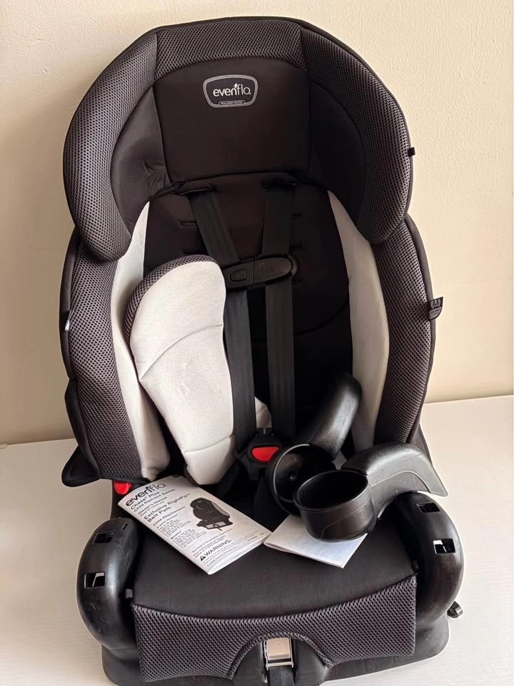 Evenflo Chase Plus 2-in-1 Car Seat - New Open Box - photo 5
