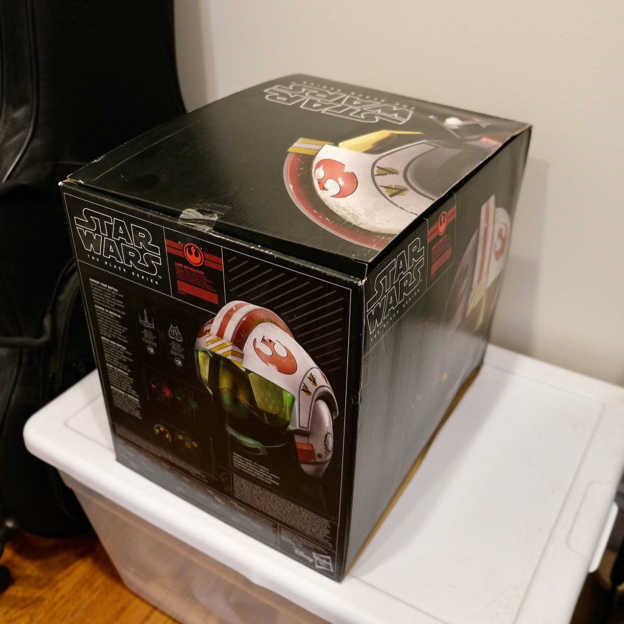 Star Wars Black Series Luke Skywalker Helmet Replica - photo 3