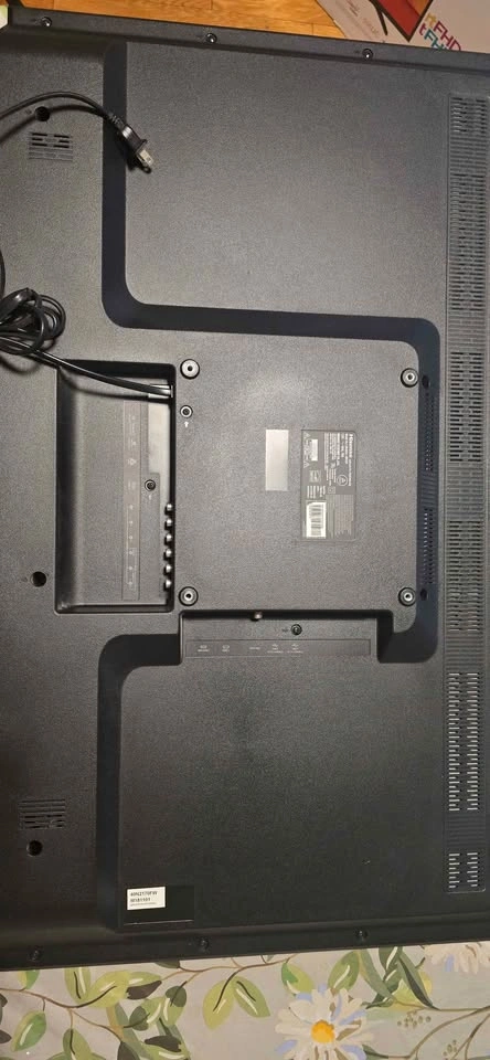 Hi Sense 40" LED Television - photo 3