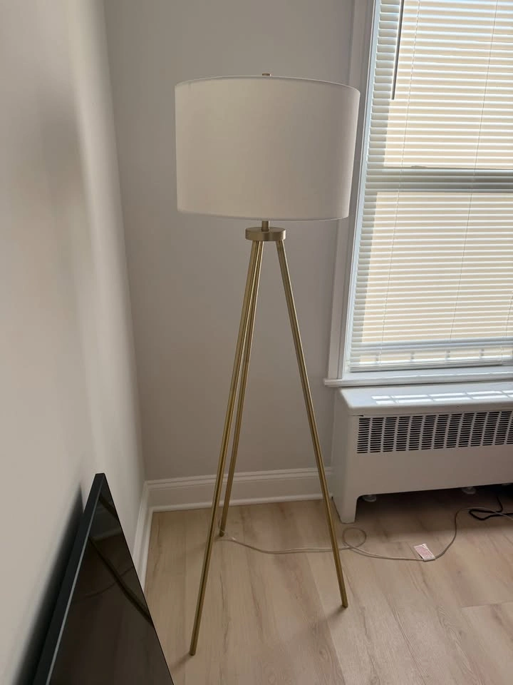 62" Modern Brass Tripod Floor Lamp w/ White Linen Shade - photo 5