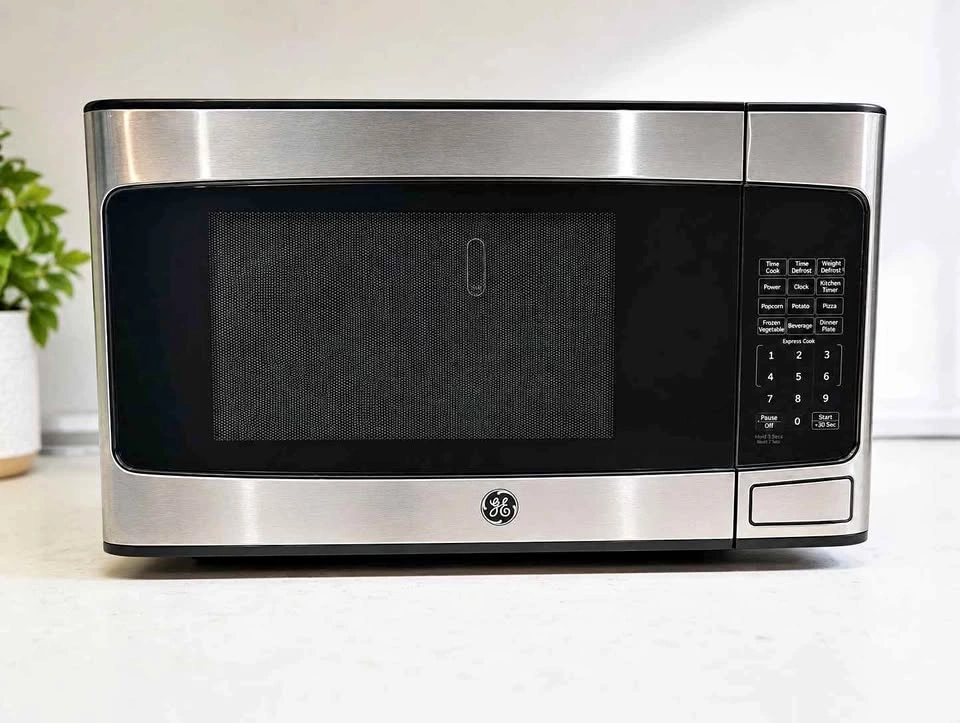 GE JES1146SH1SS Stainless Steel Microwave Oven