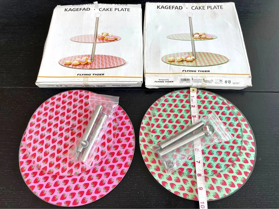 Flying Tiger 2-Tiered Cake Plate Set