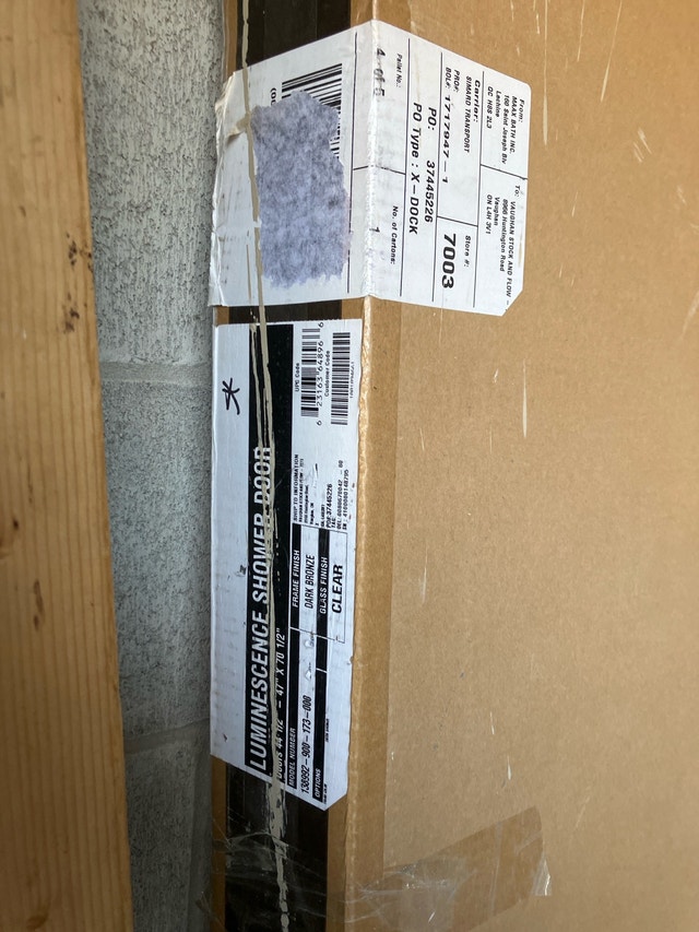 Brand New MAAX Luminescence Shower Door - photo 2