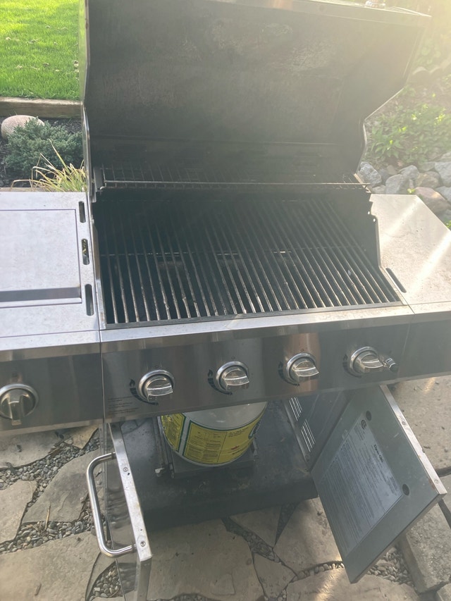 Dyna-Glo BBQ - photo 2