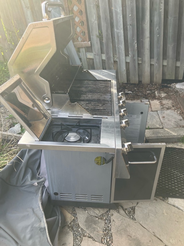 Dyna-Glo BBQ - photo 3