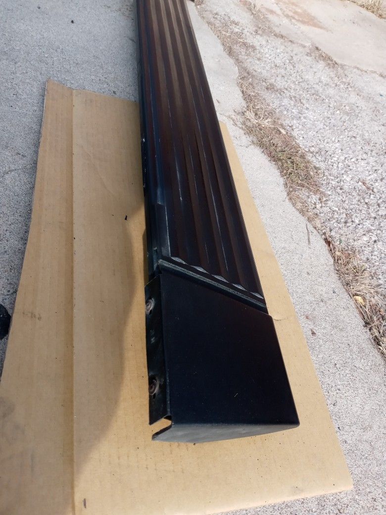 GMC Chevy Running Boards, Automated, Retractable, Pair - photo 3