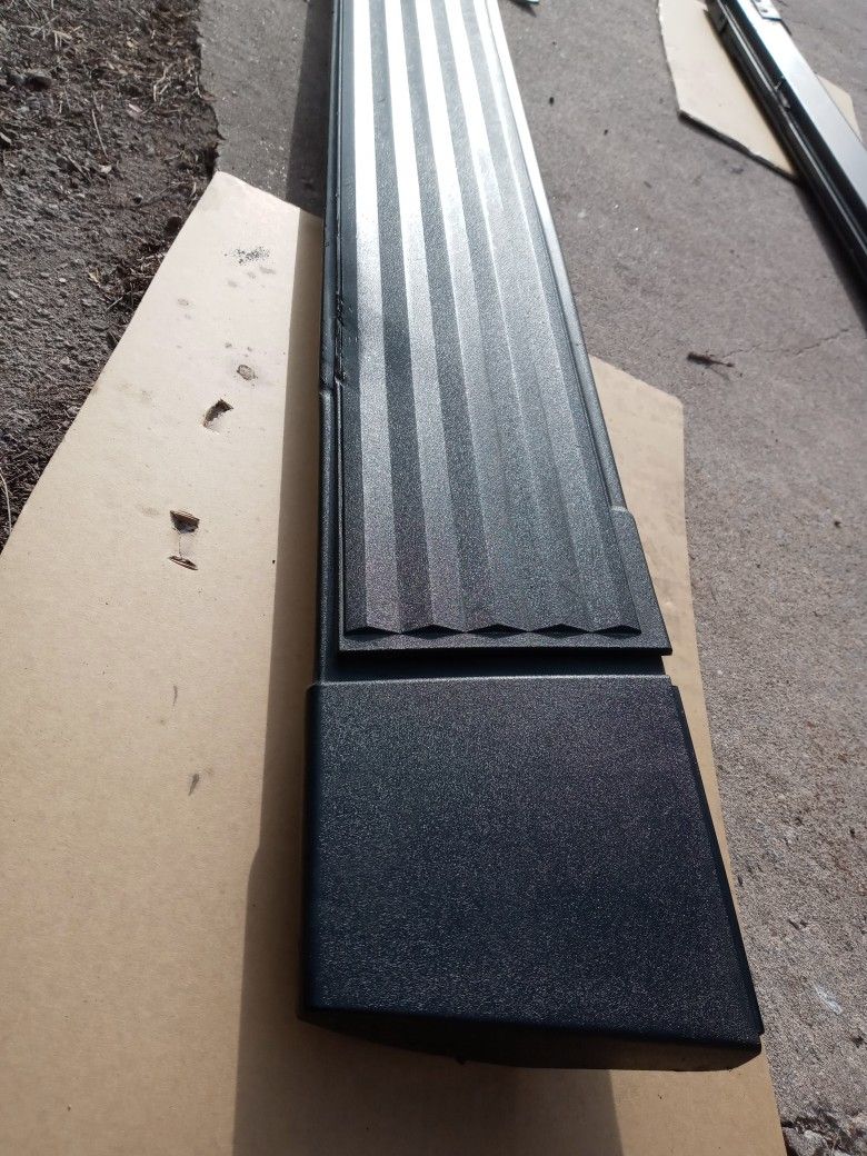 GMC Chevy Running Boards, Automated, Retractable, Pair - photo 4