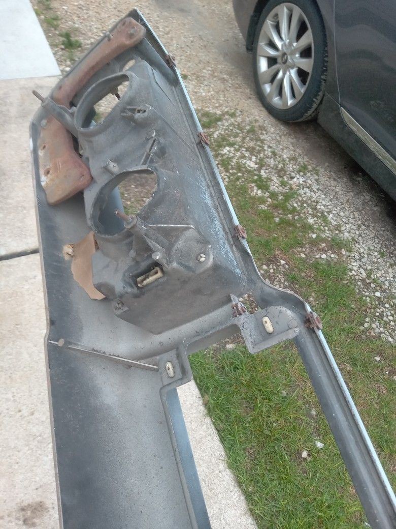 1980's Chevy Caprice Front Clip, Bumper, Grill - photo 5