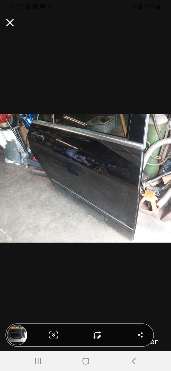 2008 Mercedes Benz Rear Right Door R350 R500 - photo 2