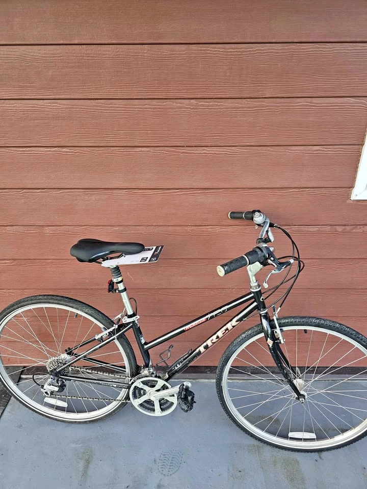 Trek Multitrack 720 Bike