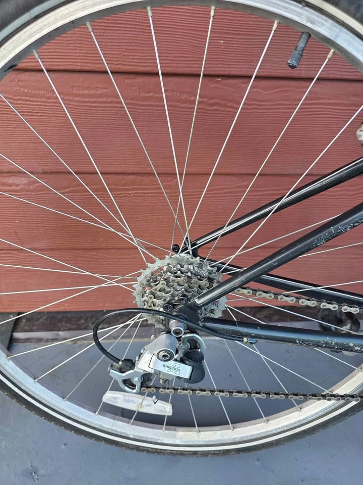 Trek Multitrack 720 Bike - photo 2