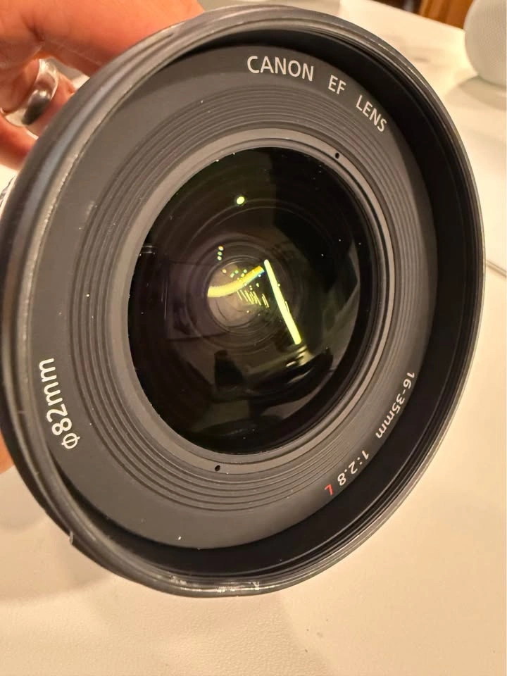 Canon EF 16–35mm f/2.8L Wide Angle Lens - photo 3