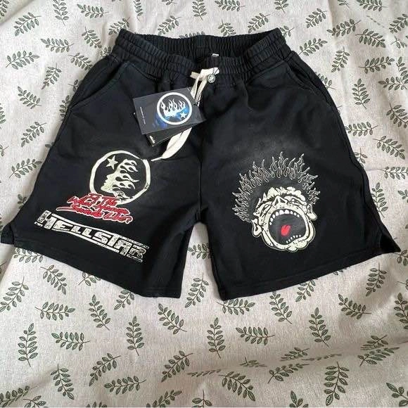 Hellstar Tshirts & shorts (BRAND NEW) $45.99 Shorts / $65.99 Tsh - photo 2