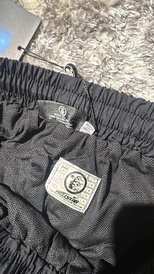 Hellstar Tshirts & shorts (BRAND NEW) $45.99 Shorts / $65.99 Tsh - photo 5