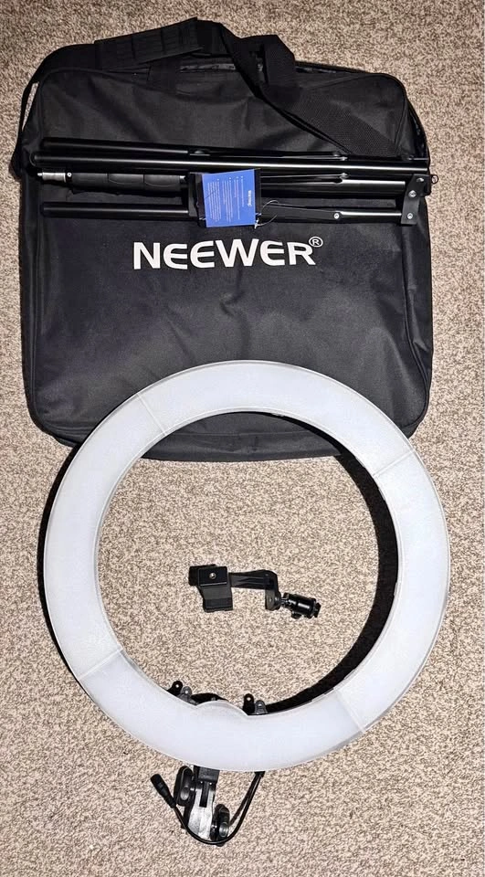 20" LED Ring Light Kit with Tripod