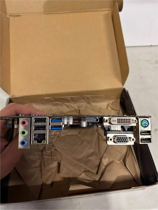 ASRock H370M-HDV LGA1151 Intel H370 DDR4 Micro ATX Motherboard - photo 2