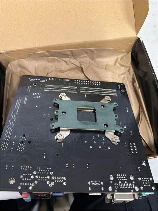 ASRock H370M-HDV LGA1151 Intel H370 DDR4 Micro ATX Motherboard - photo 3