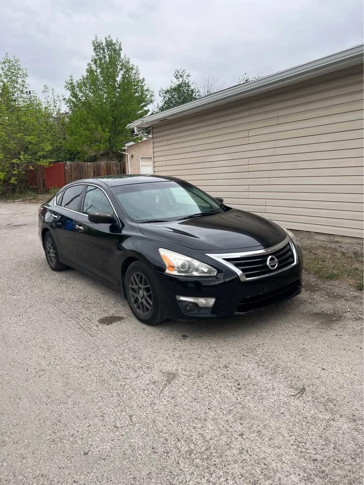 2015 Nissan Altima - photo 2