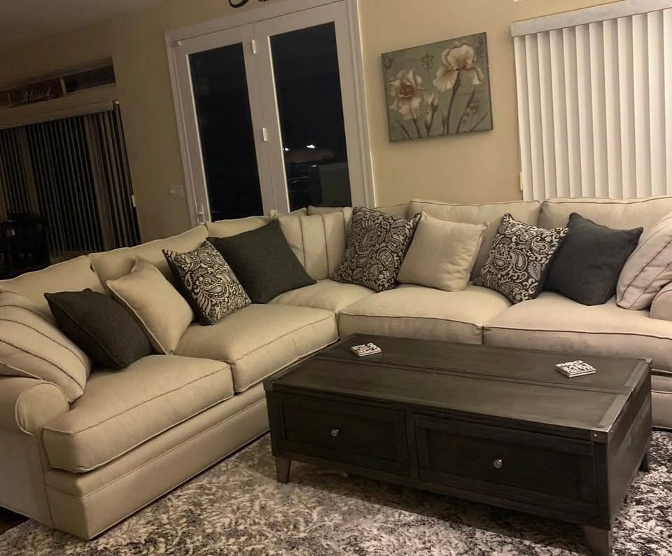 Cindy Crawford Home Sectional Sofa – Neutral Beige – Excellent C - photo 2