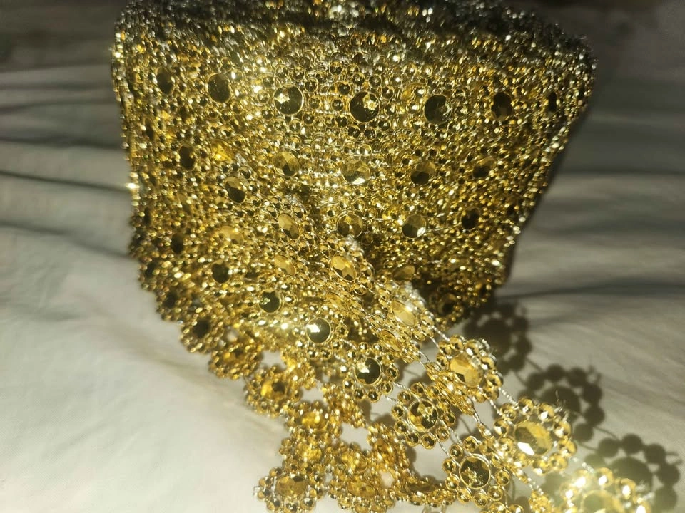 Entire Spool of 4-in Wide Gold Sequin Trim - photo 2