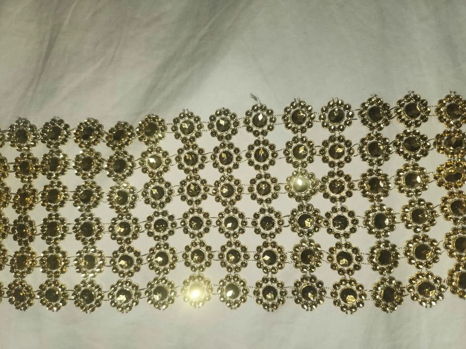 Entire Spool of 4-in Wide Gold Sequin Trim - photo 3