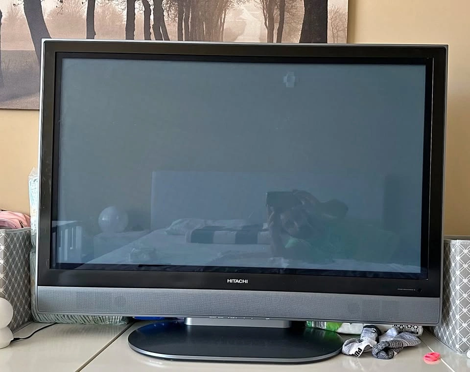 Hitachi 40" Plasma TV