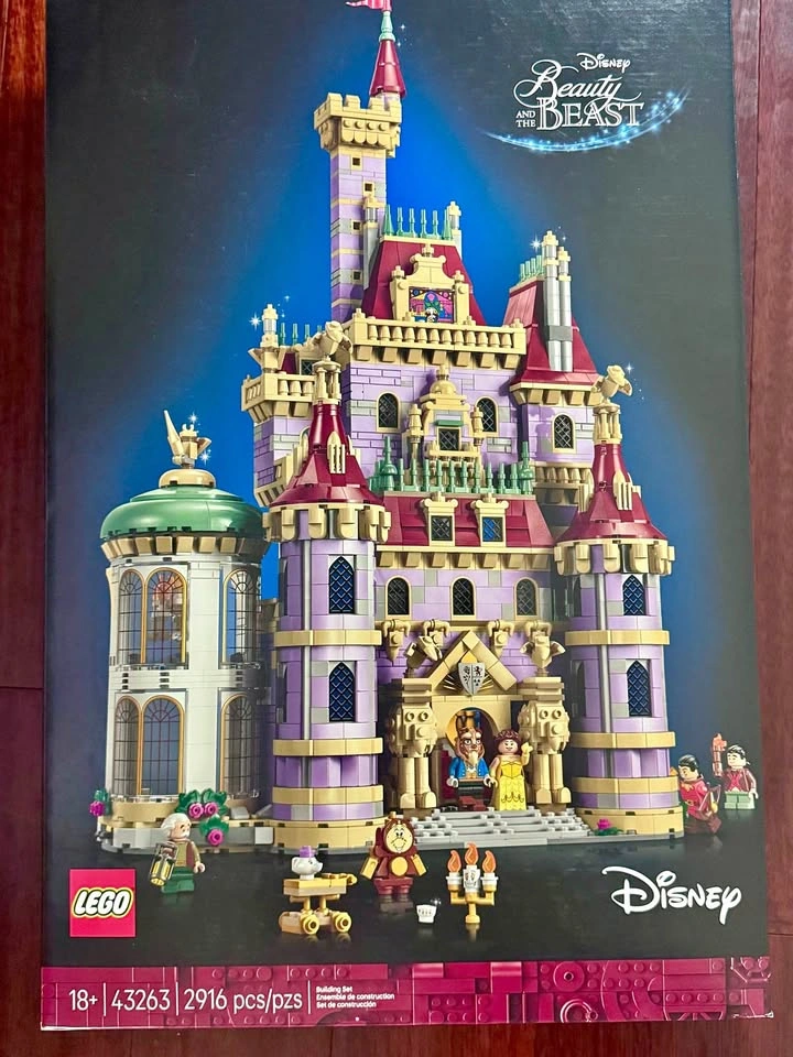 LEGO Disney Beauty and the Beast Castle
