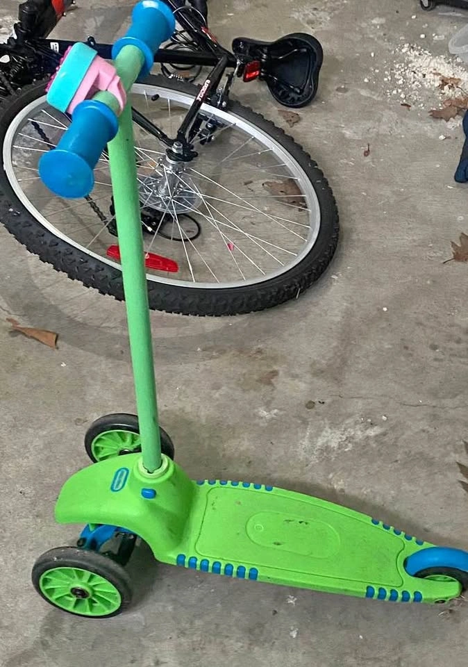 Little Tikes green 3-wheel scooter