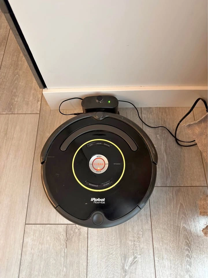 iRobot Roomba 660