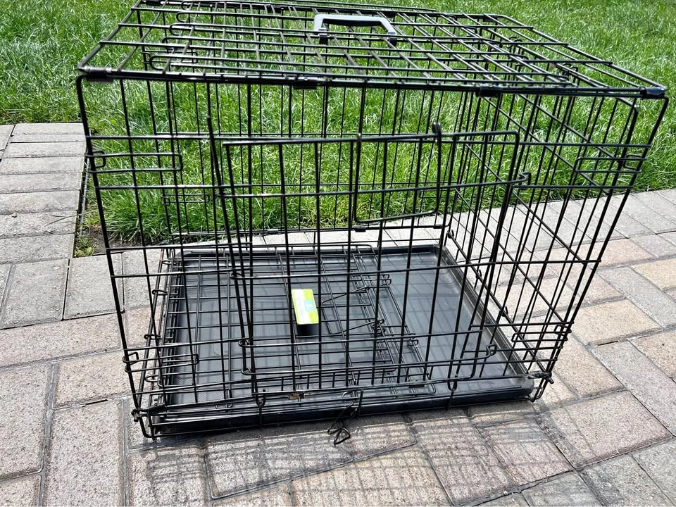 24" Folding Dog Crate