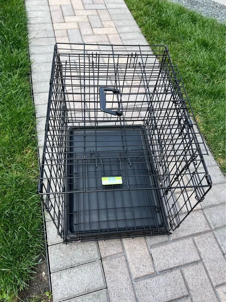 24" Folding Dog Crate - photo 2