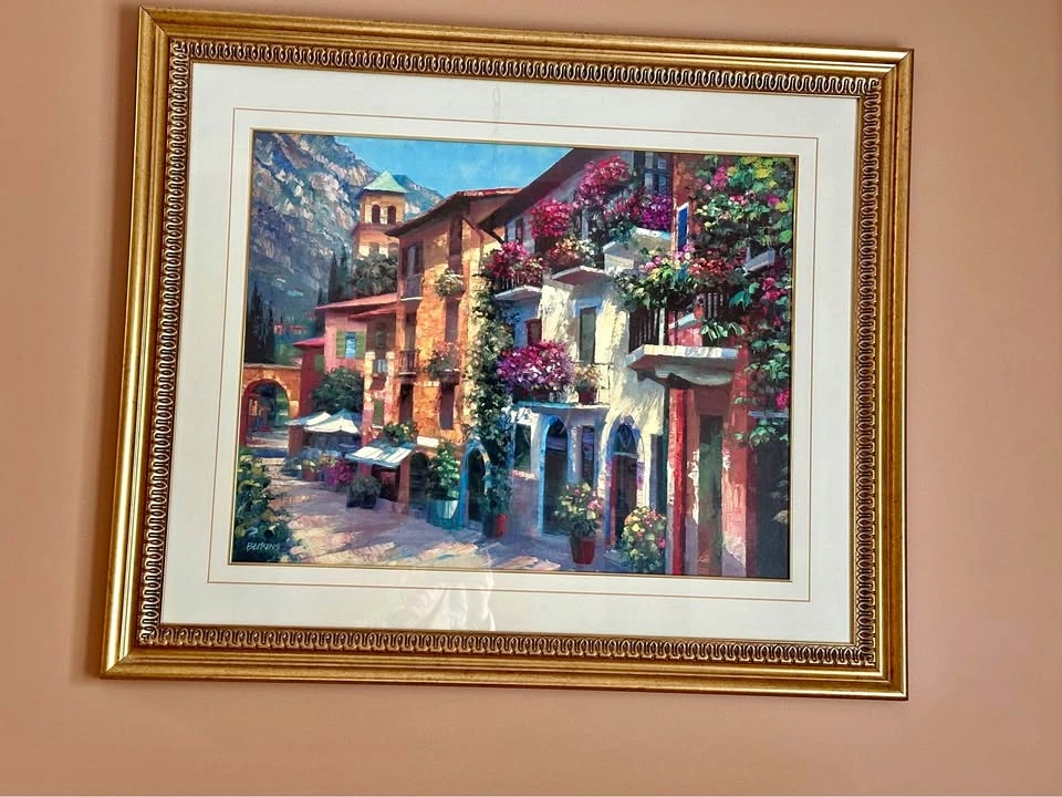 Beautiful print in gold frame