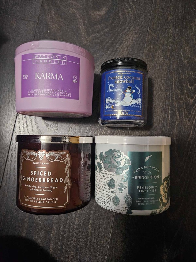 Set of 4 Premium Scented Candles - New - photo 2
