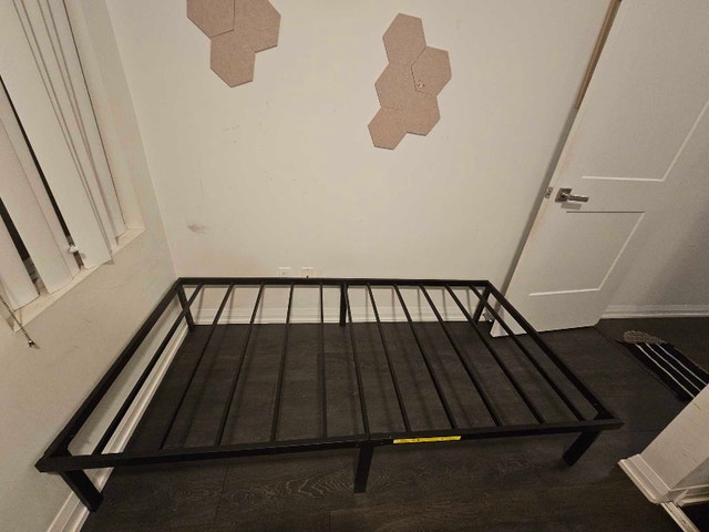 Queen Metal Bed Frame - Black - photo 3