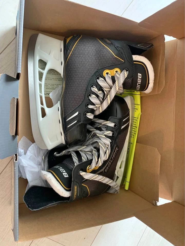 Bauer Supreme ONE.5 Ice Hockey Skates Size 1.5